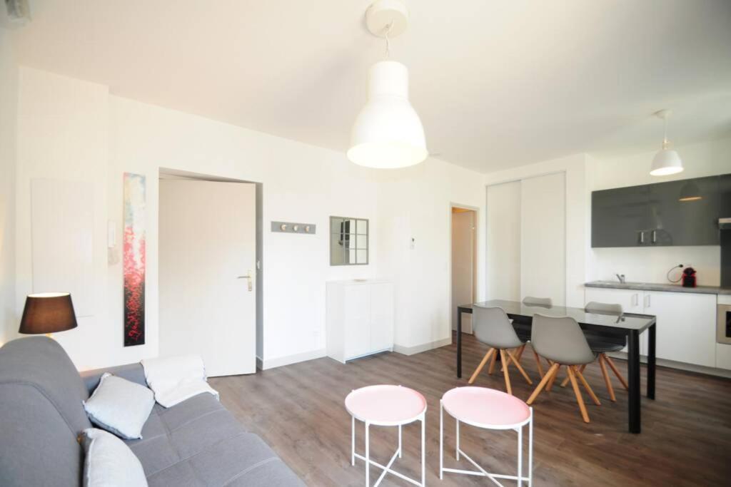 Apartament Les Trois Mai Cannes Zewnętrze zdjęcie